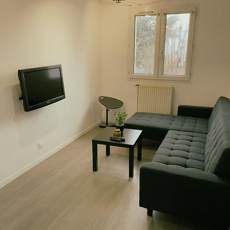 Appartement Proche U Arena Et La Defense Nanterre Exterior photo